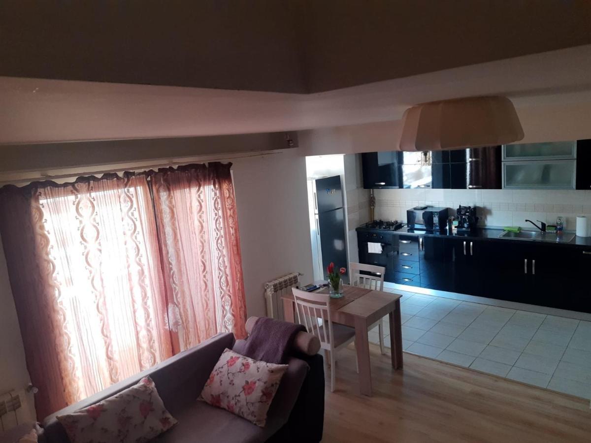 Apartament 3 Camere Râmnicu Vâlcea Esterno foto