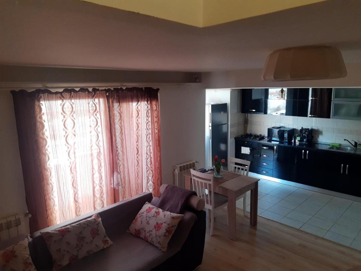 Apartament 3 Camere Râmnicu Vâlcea Esterno foto