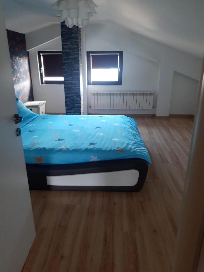 Apartament 3 Camere Râmnicu Vâlcea Esterno foto